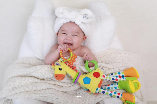 广东宝宝的口欲期