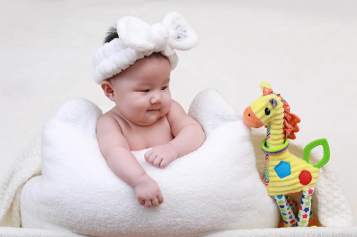 广东宝宝几个月翻身